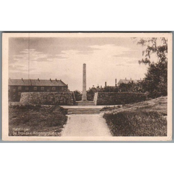 Helsing�r - De Franske Krigergrave -  Postkort - Ubrugt