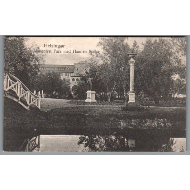 Helsing�r - Marienlyst Park med Hamlet Statue - Postkort - Ubrugt