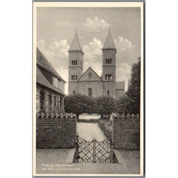 Viborg Domkirke set fra Latinerhaven -  Postkort - Ubrugt