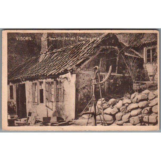 Viborg - Gaardinteri�r (Skolegyden) - Postkort - Brugt