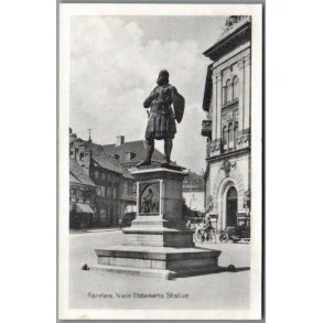 Randers - Niels Ebbesens Statue - Postkort - Ubrugt