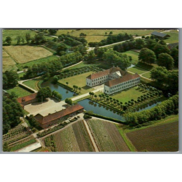 Clausholm Slot pr. Randers - Postkort - Brugt