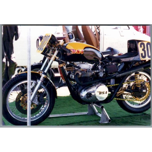 Motorcykel  BSA -  Foto 15 x 10 cm.