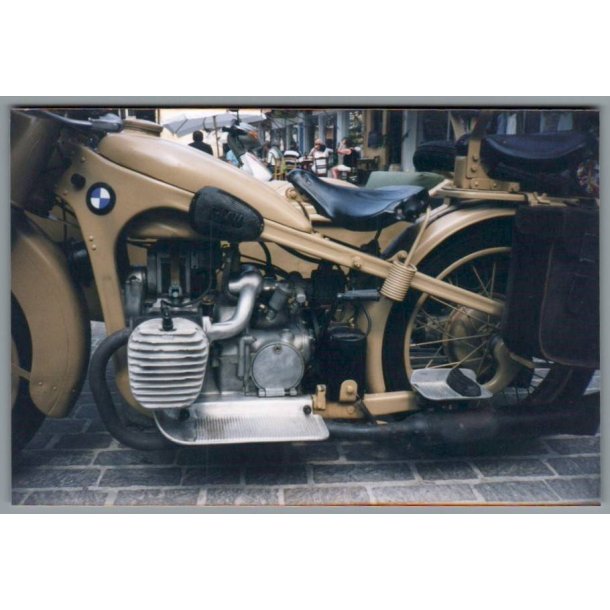 Motorcykel med Sidevogn -  B.M.W. -  Foto 15 x 10 cm.