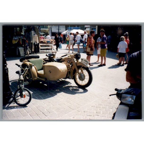 Motorcykel med Sidevogn -  B.M.W. -  Foto 15 x 10 cm.