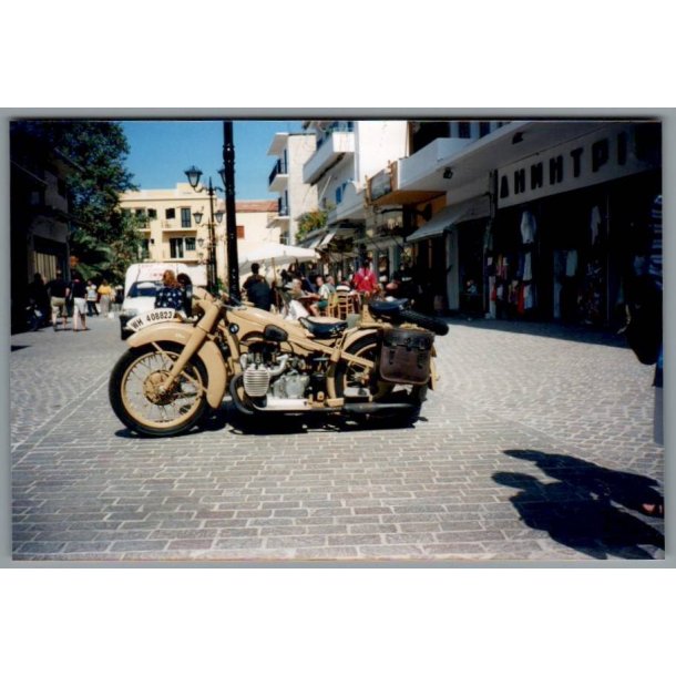 Motorcykel med Sidevogn -  B.M.W. -  Foto 15 x 10 cm.