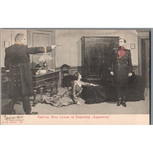 Fjelstrup,- Anna Larsen og Zangenberg i Tappenstreg - Postkort - Ubrugt