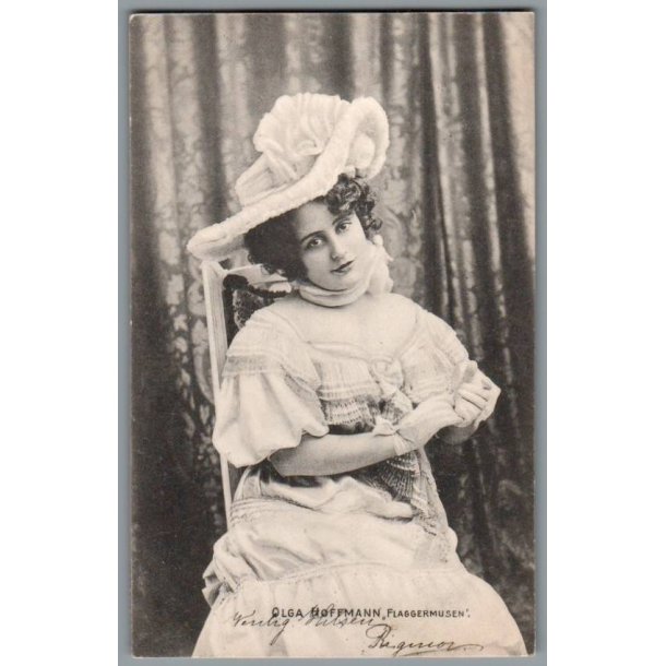 Olga Hoffmann i Flagermusen - Postkort - Brugt