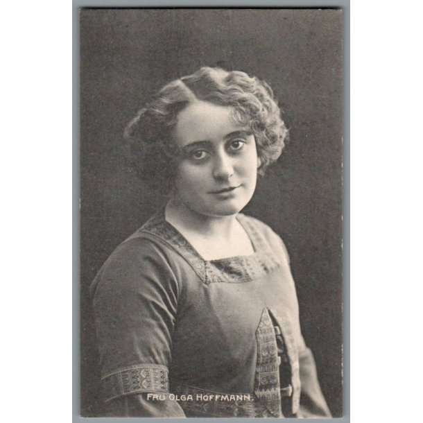 Fru Olga Hoffmann - Postkort - Ubrugt