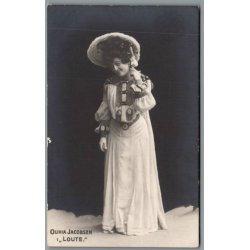 Olivia Jacobsen i "Loute" - Postkort - Ubrugt