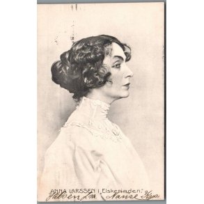 Anna Larssen i 