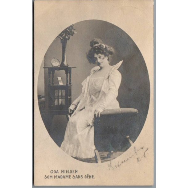 Oda Nielsen i "Madam sans gene "- Skuespiller - Postkort - Brugt