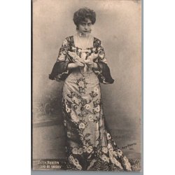 Betty Nansen i "Lad os Skilles" - Skuespiller - Postkort - Brugt