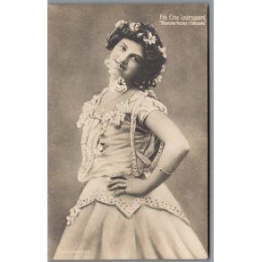 Frk. Elna Lauesgaard i 