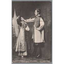 Frk. Bertha Lindgren og Herr Aage Fns i "Den glade Enke"- Skuespiller - Postkort - Brugt