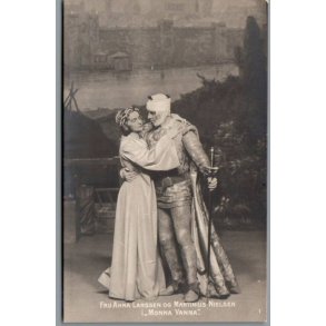 Fru Anna Larssen Og Martinus Nielsen i 