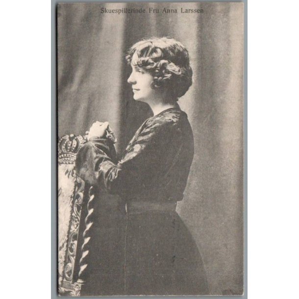 Skuespillerinde Fru Anna Larssen - Skuespiller - Postkort - Brugt