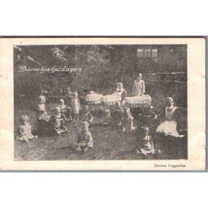 B�rnehj�lpsdagen 1912 - Thebas Vuggestue - Postkort - Brugt - Svage kanter !