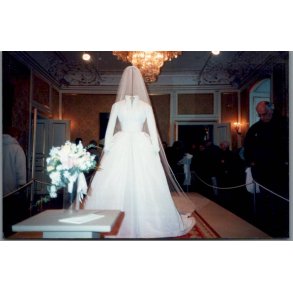 Prinsesse Alexandras Brudekjole - Foto u/n 
