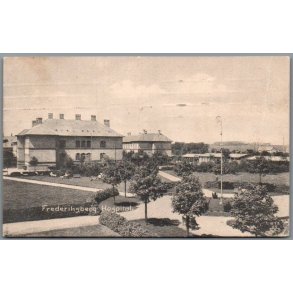 Frederiksberg Hospital - Postkort - Brugt - Fold !