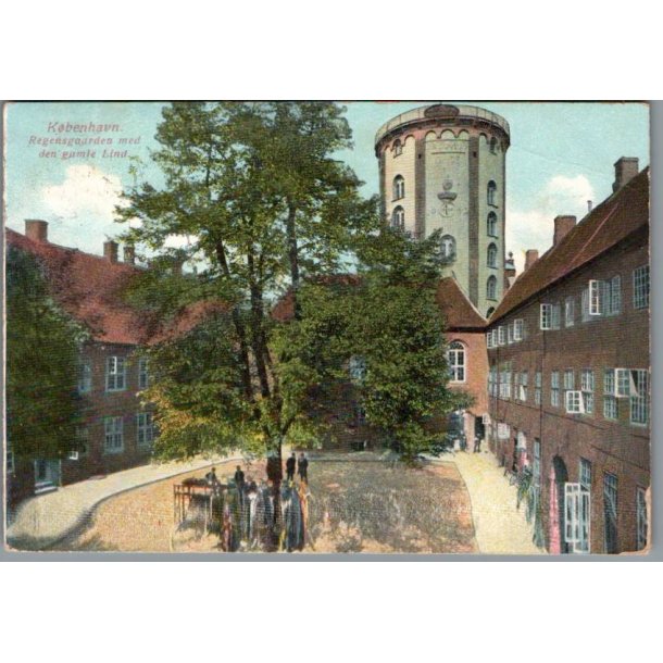K�benhavn - Regensgaarden med den gamle Lind - Postkort - Brugt