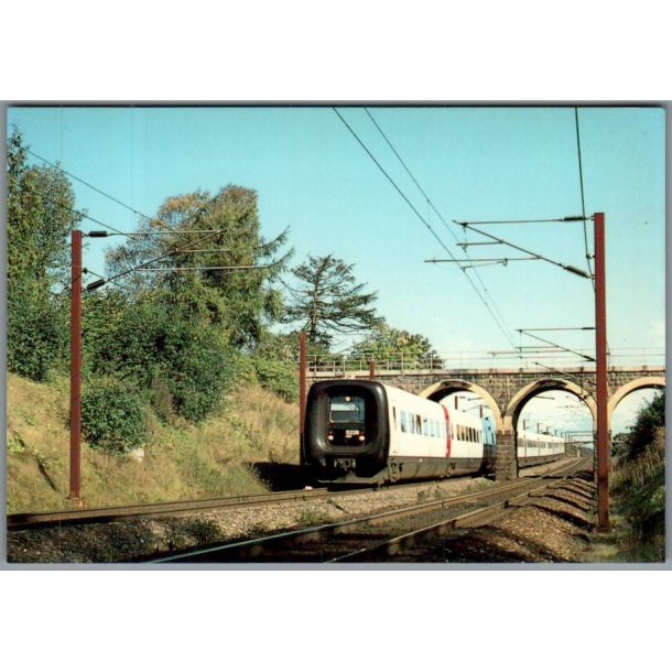 IC 3 og MF 5028 ved Viby - 1991  - Ubrugt