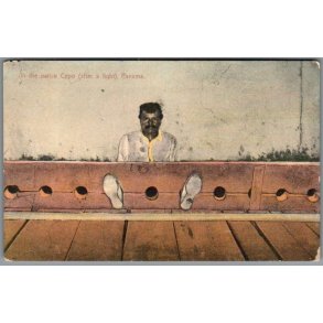 In the native Cepo (after a Fight) -  Panama - Ubrugt- Svagt hjrne !