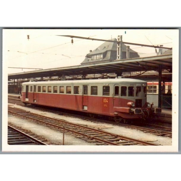 Tog - CFL motorvogn 104 - Luxembourg - Foto