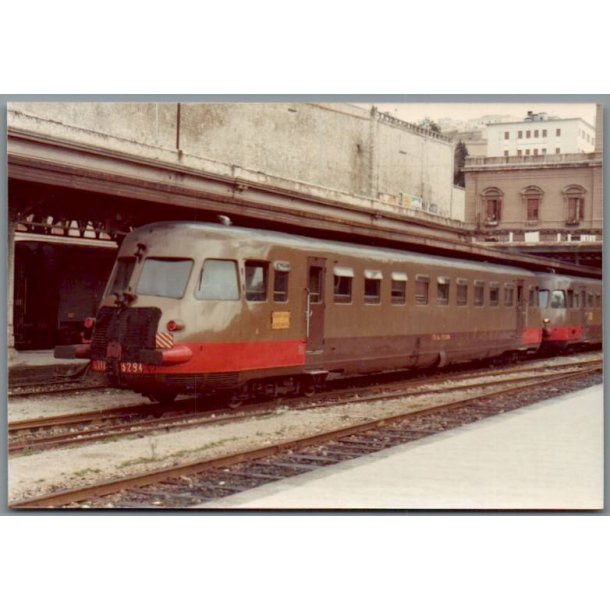 Tog - FS  ALn 3294 - Agrigento - Italien - Foto