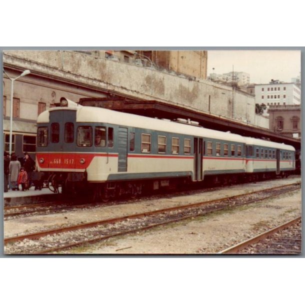 Tog - FS  ALn 668 - Agrigento - Italien - Foto