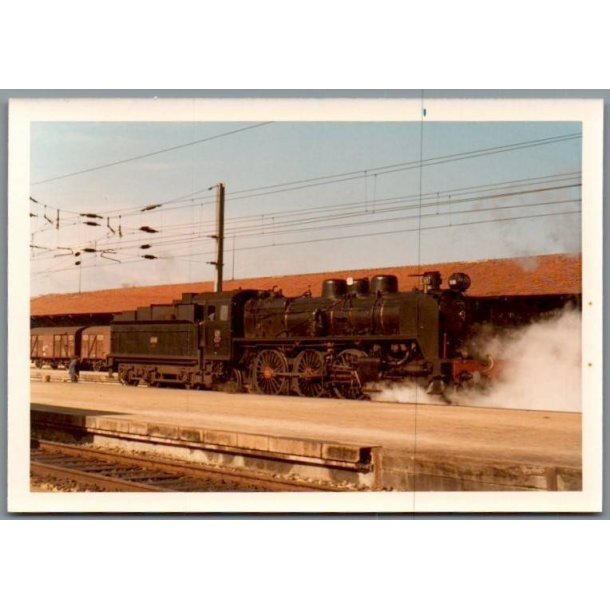 Tog - CP E 102 - Avenida da Franca - Portugal - Foto