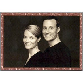 Kronprins Haakon og Mette-Marit H�jby - Norman  03.014 - 12x17 cm - Ubrugt