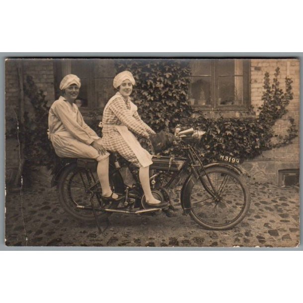 Motorcykel Nummerplade M 3199 (Odense Amt ) -  Fotokort