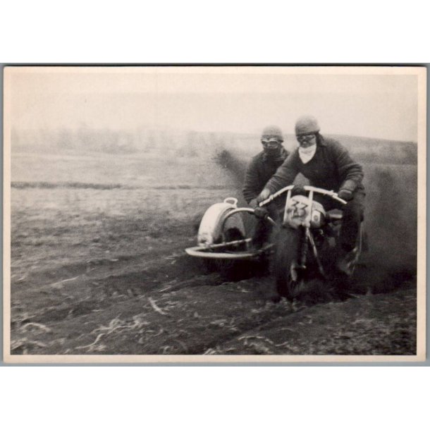Frederiksberg Motor Klub - 1947 - Ved Karlebo -  Foto 18 x12 cm.