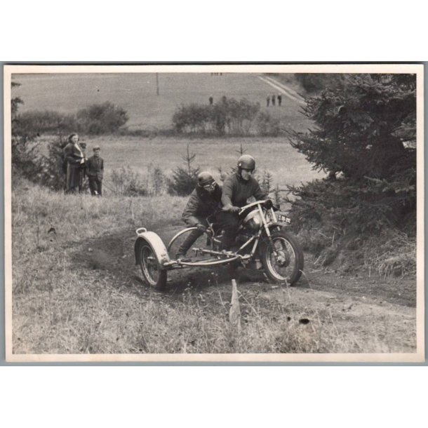 BSA Klubben - 1947 - Ved Stenlse -  Foto 18 x12 cm.
