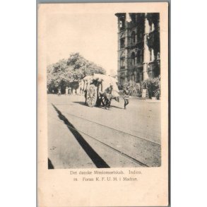 Det danske Missionsselskab  - Foran K.F.U.M i Madras -  Indien - Missioner  - Brugt