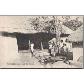 Santhalkvinde ved sit Hus - Indien - Missioner  - Ubrugt