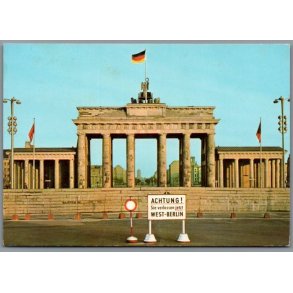 Berlin - Brandenburg Tor -- Tyskland - Postkort - Brugt