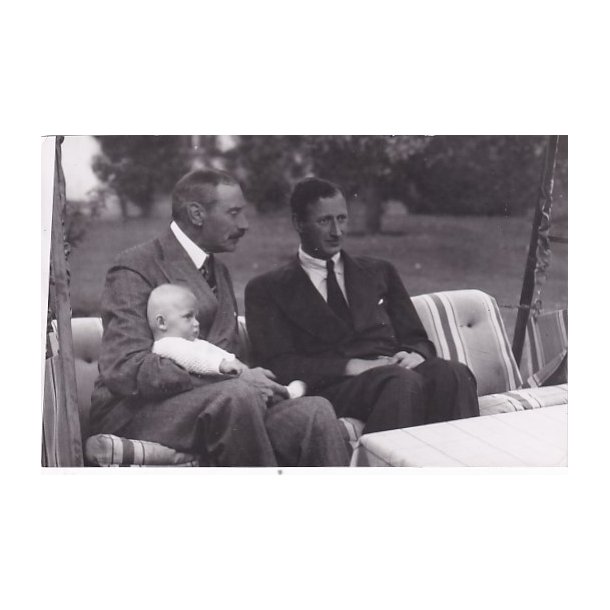 Kong Christian - Prins Knud - Prins Ingolf - Royale Pressefoto Elfelt 18x11 cm.