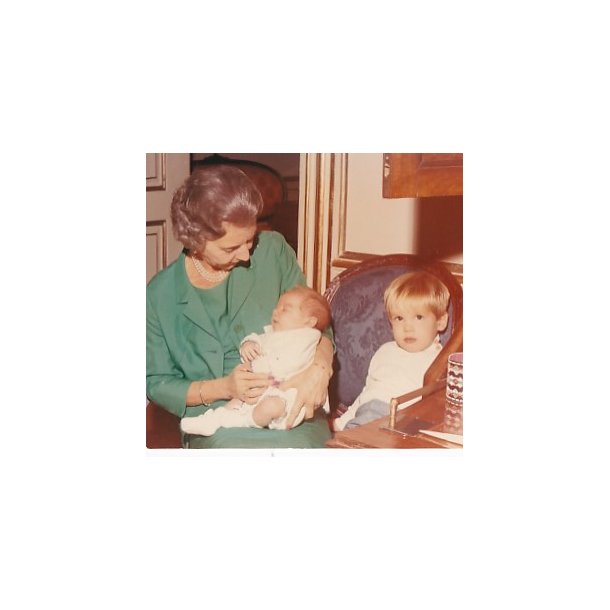 Dronning Ingrid med Brnebrn - Royale Pressefoto Elfelt 10x11 cm. 