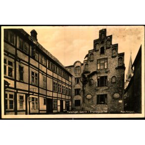 Helsing�r - Gaard i Strandgade 83 - Fotokort Kai Brammers Bogh. u/n - Ubrugt