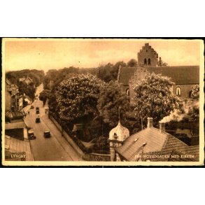 Lyngby - Fra Hovedgaden med Kirken  - Petersens Bogh. u/n - Brugt