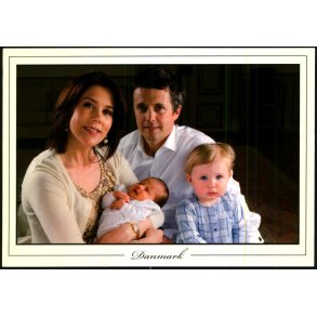 Kronprinseparret og Prins Christian og Prinsesse Isabella -  Trojaborg ROY 2 - 12x17 cm. - Ubrugt