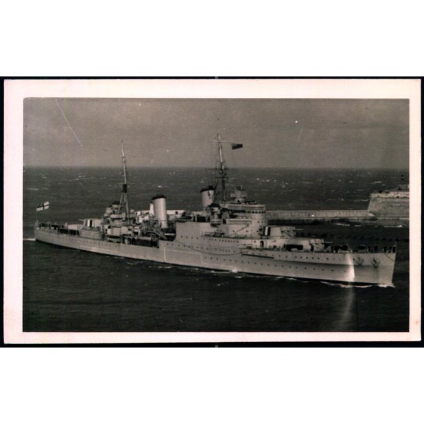 Krigsskib - Foto u/n