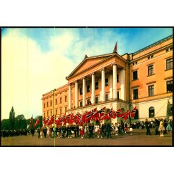 Flagparade  - Kongeslottet  - Oslo - Aune 898/2 - Ubrugt