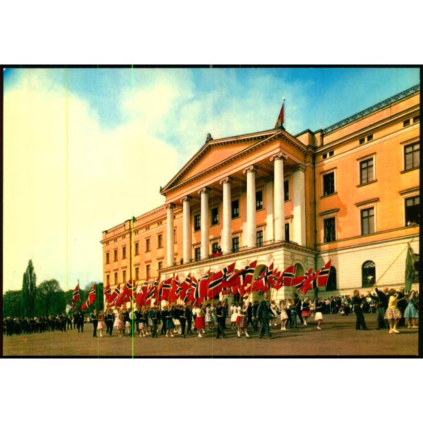 Flagparade  - Kongeslottet  - Oslo - Aune 898/2 - Ubrugt