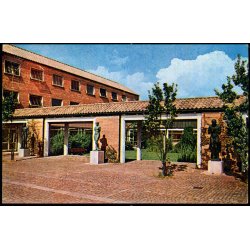 Kongeg�rd og dronningehave - Idr�tsh�jskolen u/n - Brugt