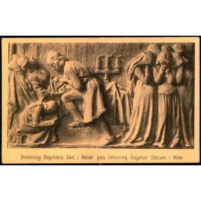 Dronning Dagmars D�d i relief p� Dronning Dagmar Statuen i Ribe - Ribe Turist 58690 - Ubrugt