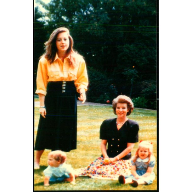 Dronning Anne-Marie med familie - Foto 1987 - Ubrugt
