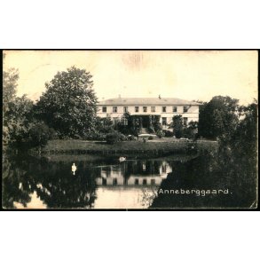 Anneberggaard - Poul Helms Bogh. 5599